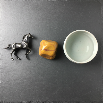 Feng Shui for People Born in 1990 (Metal Horse): Luck, Wealth & Harmony, Destiny & Forecast 2026–2027