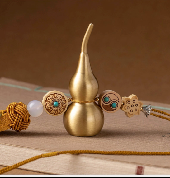 銅葫蘆與五帝錢掛飾